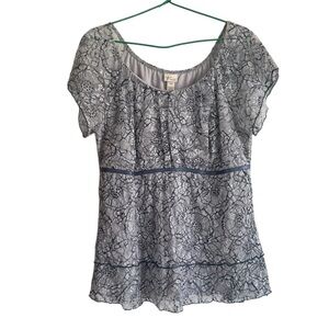 Lane Bryant Lace Top with Silk Ribbon accents in Purple and size 14/16